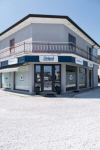 L'esterno dell'Agenzia Unipol di Sossano