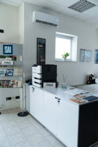 L'interno dell'Agenzia Unipol di Gambellara