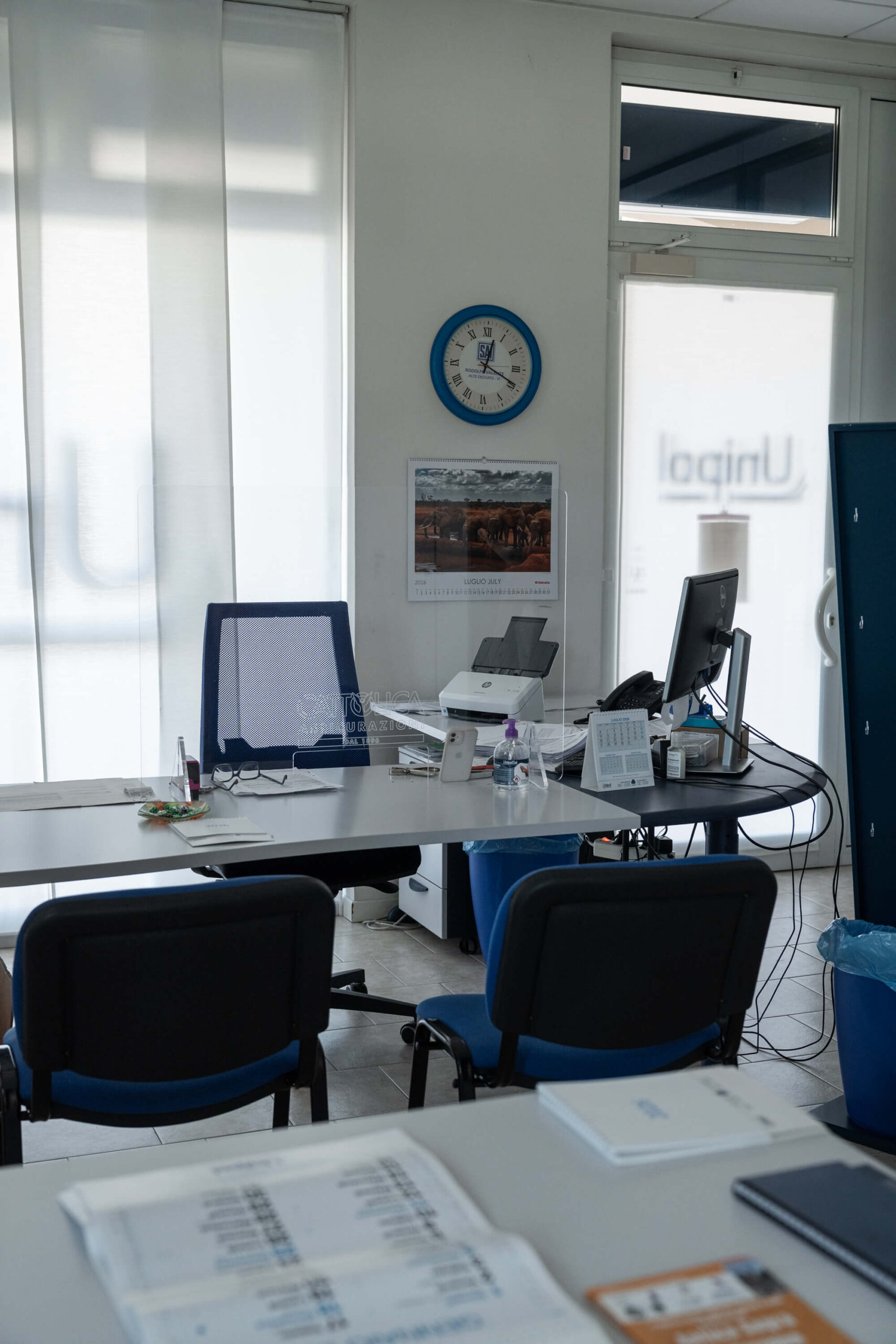 L'interno dell'Agenzia Unipol di Gambellara