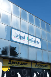 L'esterno dell'agenzia di assicurazioni Unipol di Alte di Montecchio Maggiore